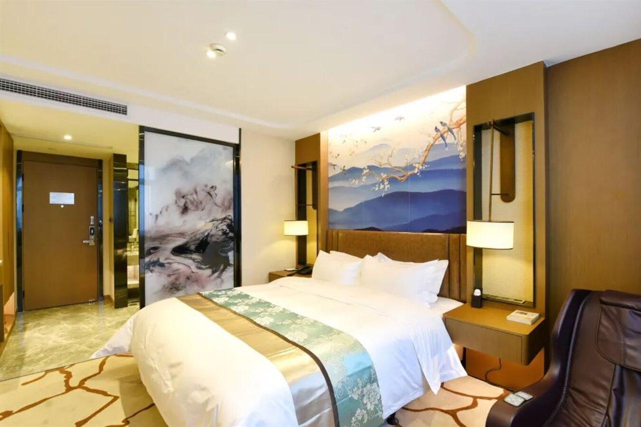 Huhua International